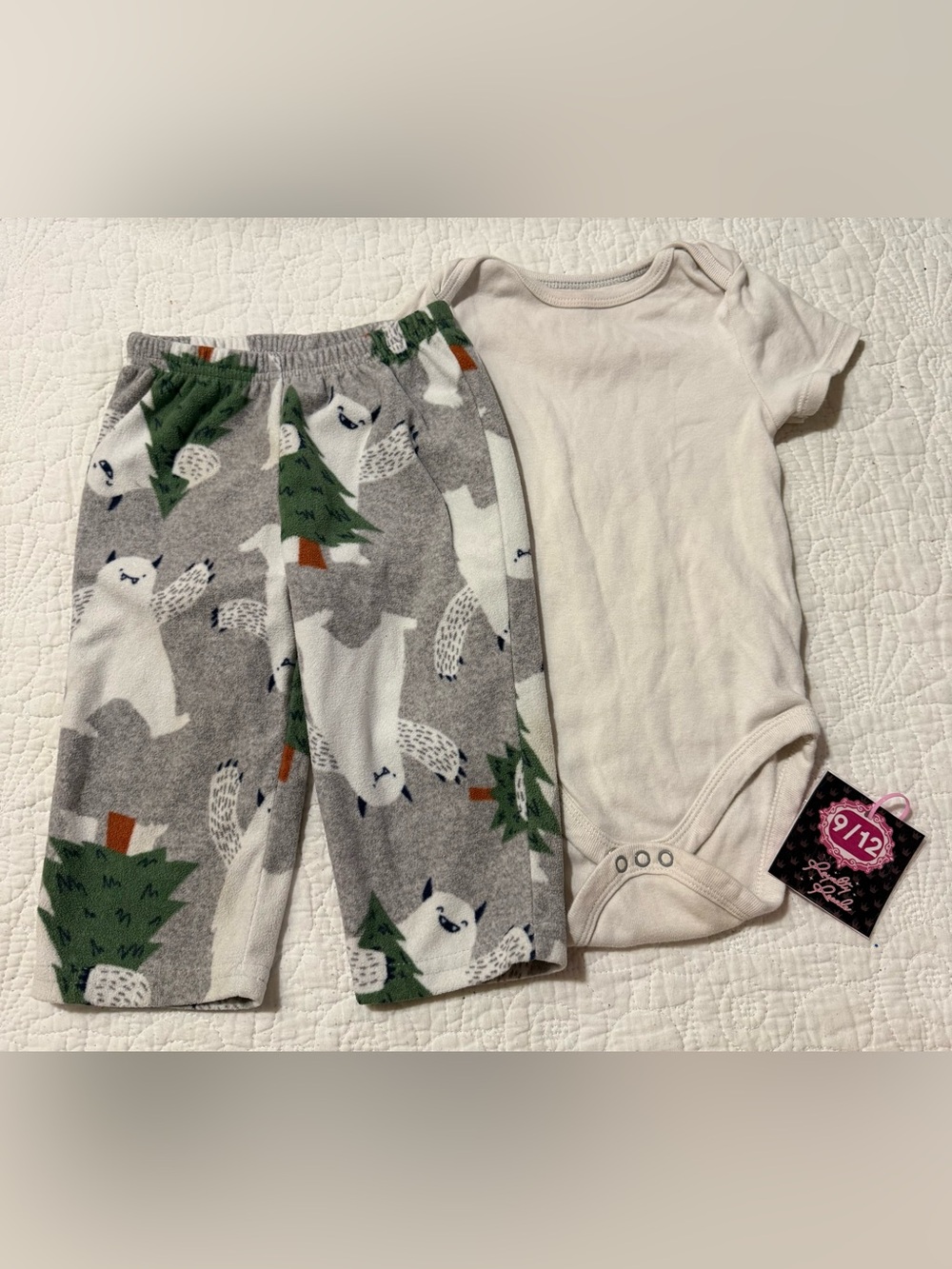 Carter's Polar Bear Fleece Pajama Set in Gray, White & Green